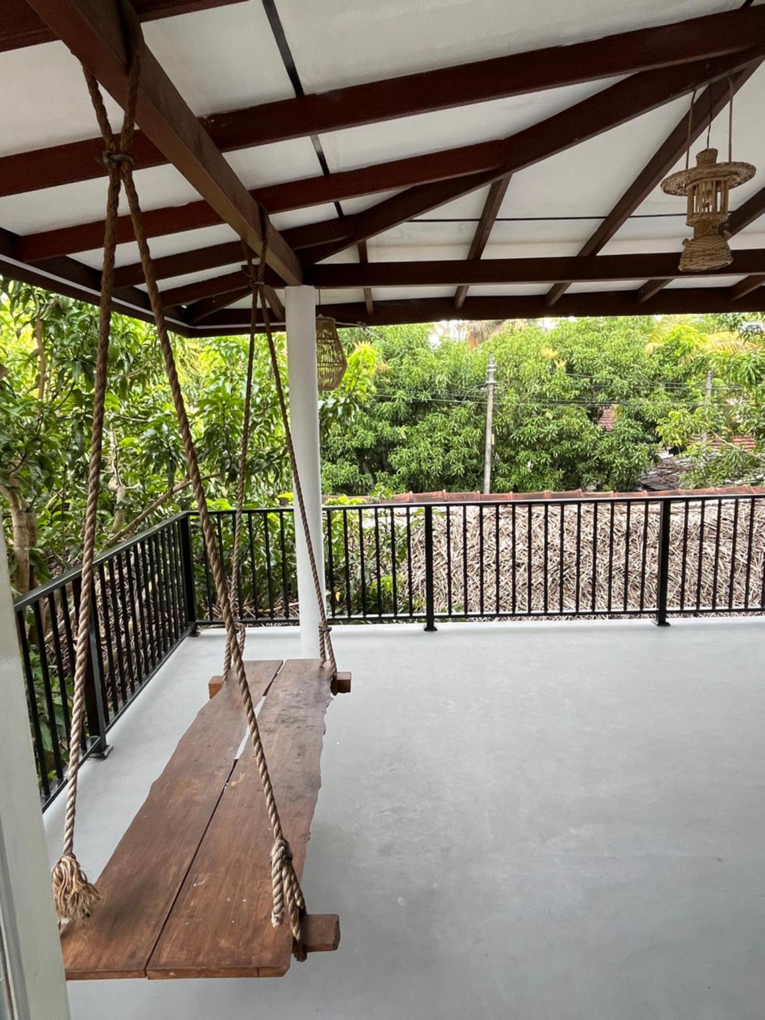 Avalon Lägenhet Weligama Exteriör bild