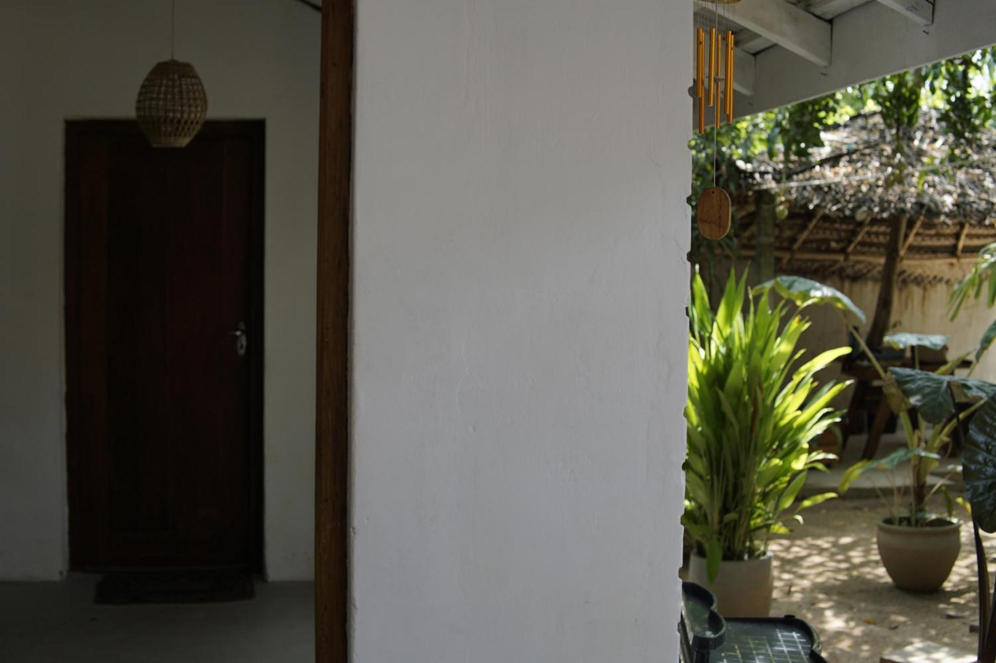 Avalon Lägenhet Weligama Exteriör bild